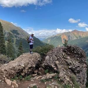 Meet your Posher, Javier